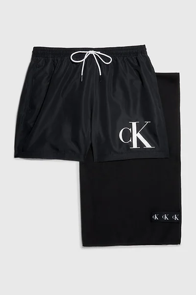 Dárkové pánské černé plavky a ručník Calvin Klein