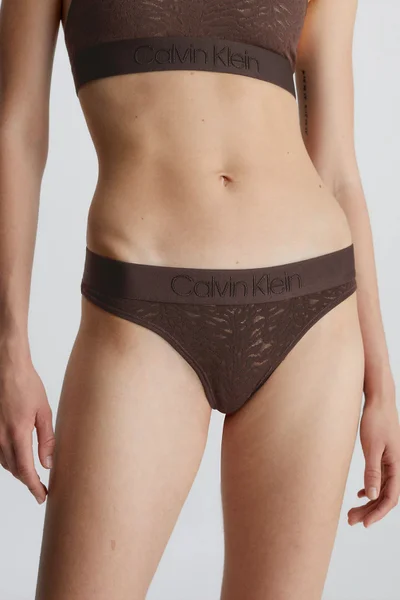 Calvin Klein Krajková Tanga s Elegantním Vzhledem