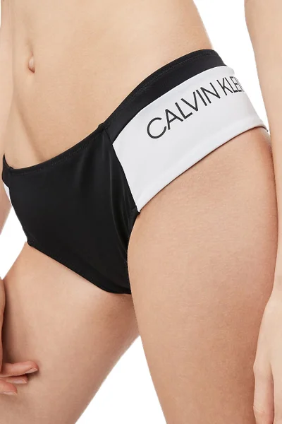 Černobílý spodní díl plavek Calvin Klein