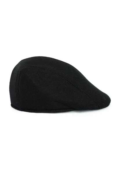 Černá pánská helma - Elegantní zimní doplněk