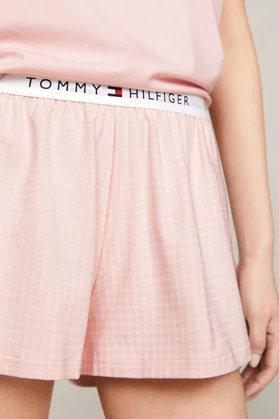 Tommy Hilfiger dámské růžové pyžamo s šortkami