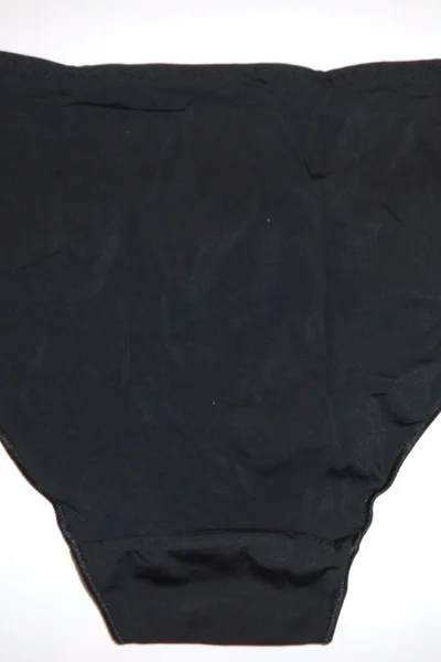 Elegantní spodní kalhotky Simone Péréle kombinované s krajkou