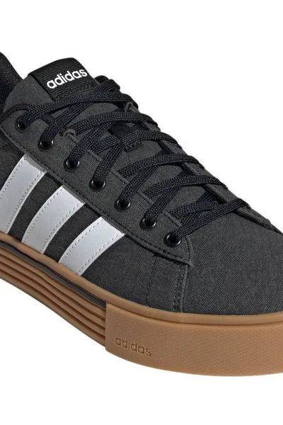 Unisex Černo-bílé Sportovní Boty ADIDAS Daily 4.0