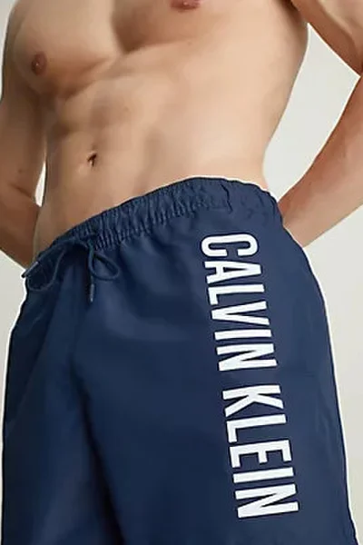 Pánské tmavě modré plavkové kraťasy Calvin Klein