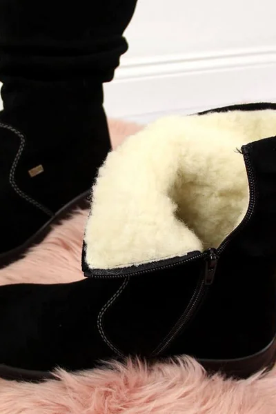 Černé pohodlné zateplené boty s ovčí vlnou - Rieker