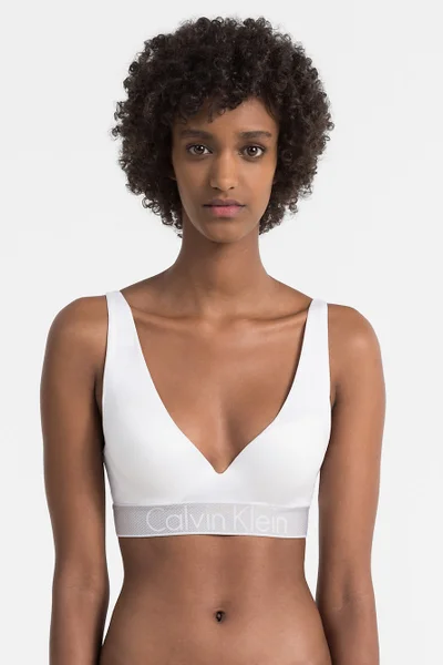 Podprsenka push-up Calvin Klein s nápisem v obvodu