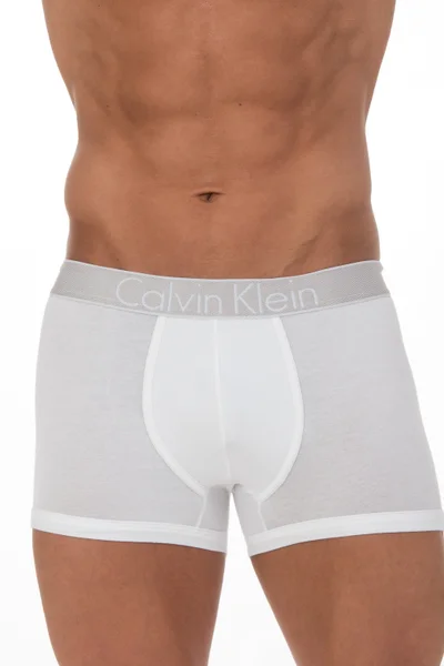 Bílé pánské boxerky Calvin Klein s nápisem v pase