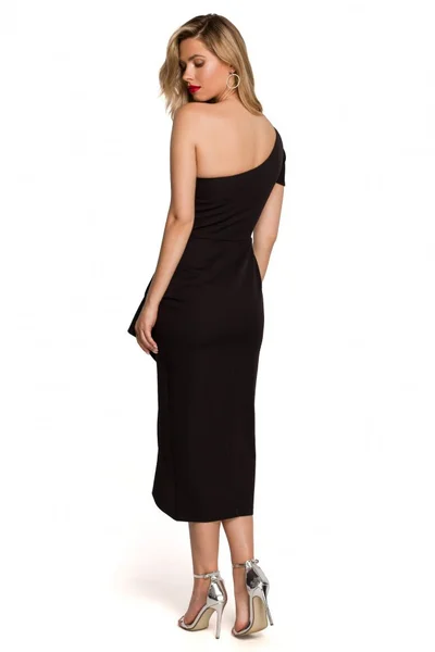Černé asymetrické večerní šaty na jedno rameno s nařasenou sukní od Makoveru