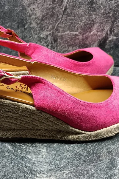 Dámské fuchsiové espadrilky na podpatku Inello