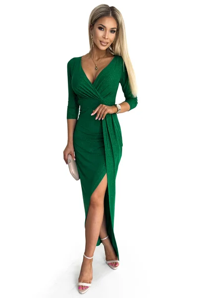 Lesklé dámské šaty v lahvově zelené barvě s výstřihem a rozparkem na   Numoco