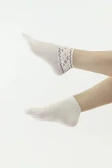 Dámské bílé ponožky s ozdobnou aplikací - Elegantia