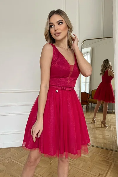 Červené třpytivé večerní šaty s vrstvenou sukní a síťovinou - Glamouria