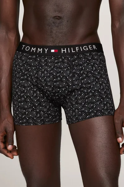 Pánský dárkový set boxerky + ponožky 0GU černé se vzorem - Tommy Hilfiger