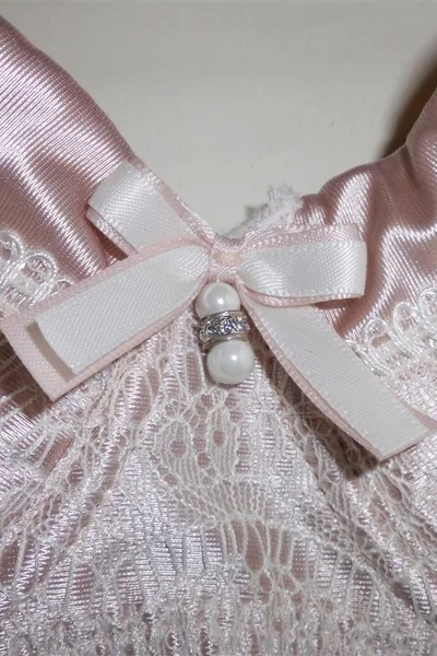 Perleťově růžová podprsenka Fauve zfrancouzské krajky