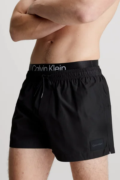 Lesklé pánské plavky s logem Calvin Klein